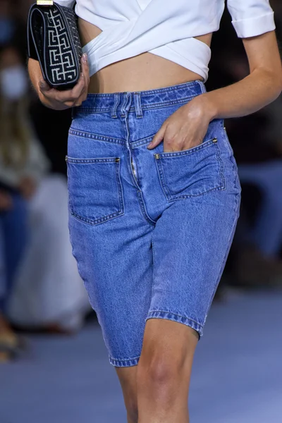 Look 36
